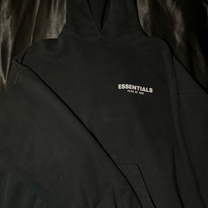 ESSENTIALS FEAR OF GOD HOODIE!!!!!